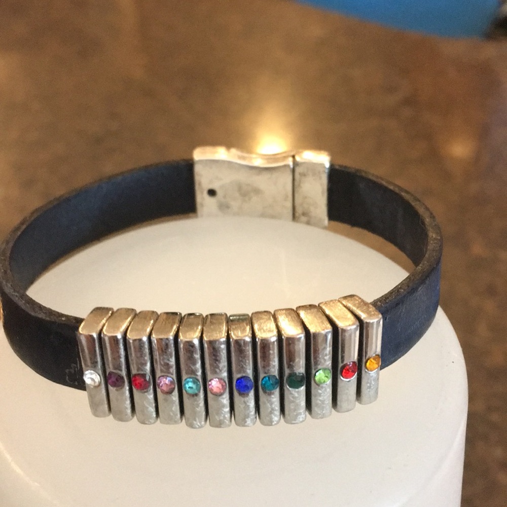 Leather bracket
